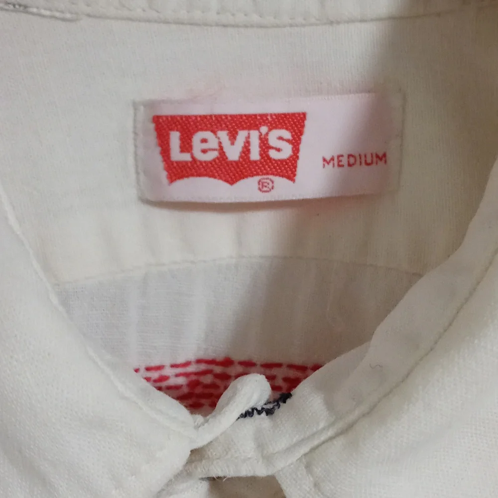 🚲1970s RARE/VTG Levi's White Tab🚲 - Cream/White Embroidered S/S Button Down